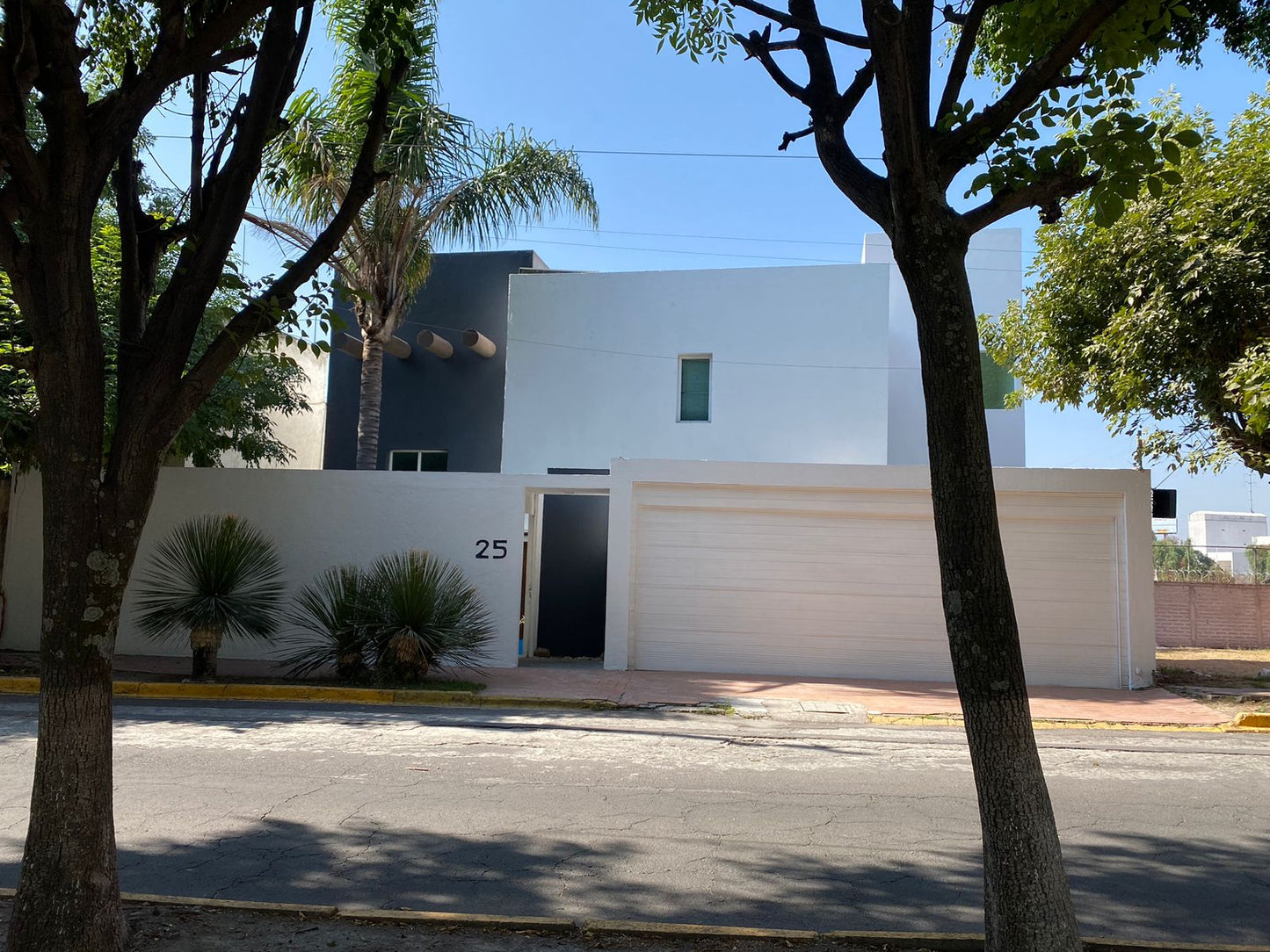 1-cv- Casa VENTA en La Concepción